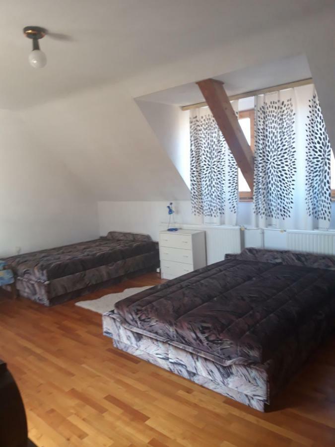 Zsigmond Ház Hotel Poroszló Kültér fotó